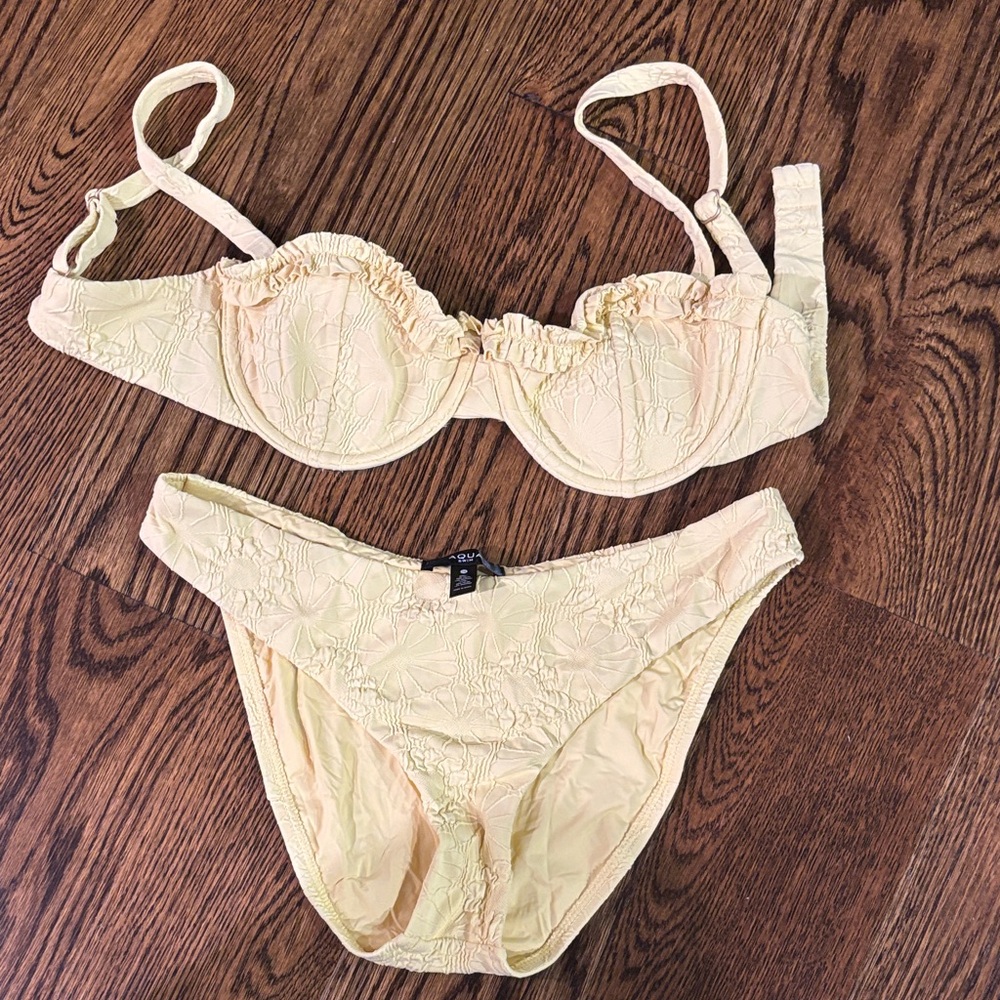 Aqua yellow Floral Lace Bra Set